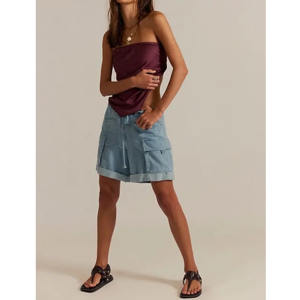 NWOT Frankie washed cargo shorts by Free People in size Large - Picture 3 of 16
